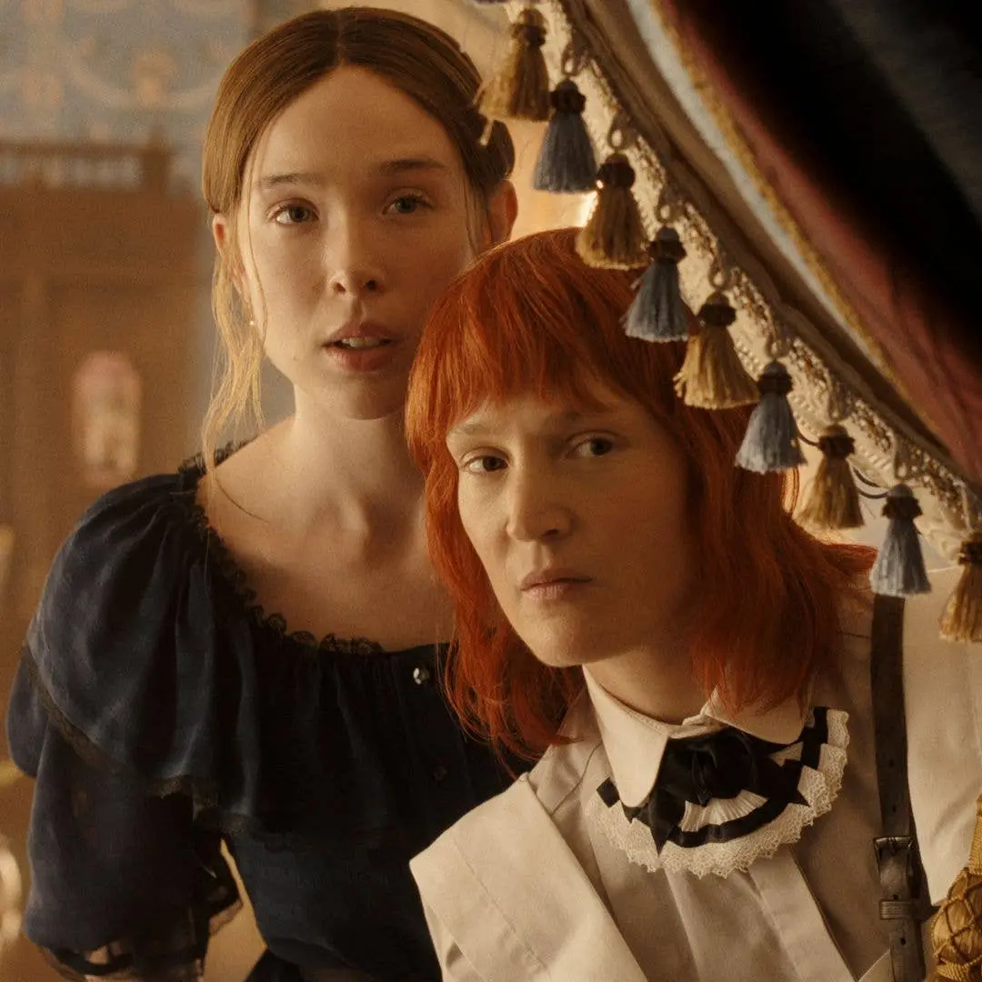 Monster: The Lizzie Borden Story chegou na Netflix e quem tá vendo tá devorando os oito episódios de uma vez. Séries de…