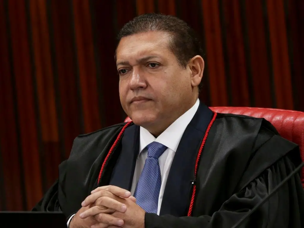 Nunes Marques falou sobre delicadeza e gentileza terem força depois do julgamento no STF. A ideia é que o tom não preci…