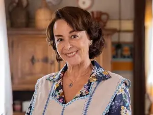Nívea Maria assinou com a Globo para um personagem inédito em Avenida Brasil 2. Acho que é legal ver artistas consagrad…