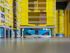 Robôs agora fazem desde o estoque até a manutenção em centros logísticos. É uma coisa que mostra o avanço da tecnologia…