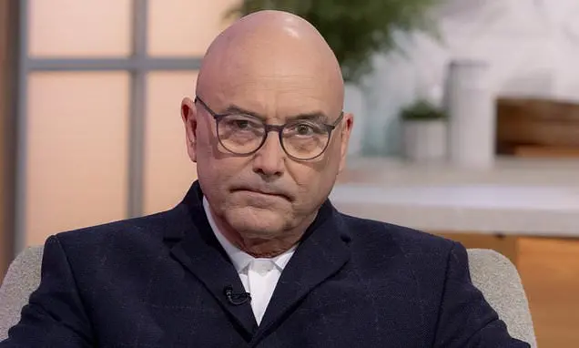 Gregg Wallace pediu desculpas aos fãs que pagavam até 150 libras por mês por aulas de treino personalizado que ele paro…