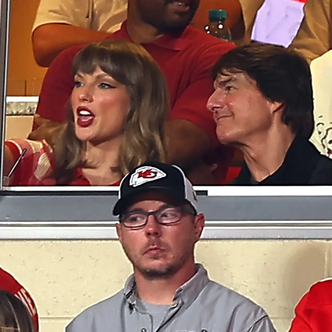 Taylor Swift e Tom Cruise trocaram conversa sobre trabalho, clima e futebol em um jogo da NFL. Acho que é bom ver gente…