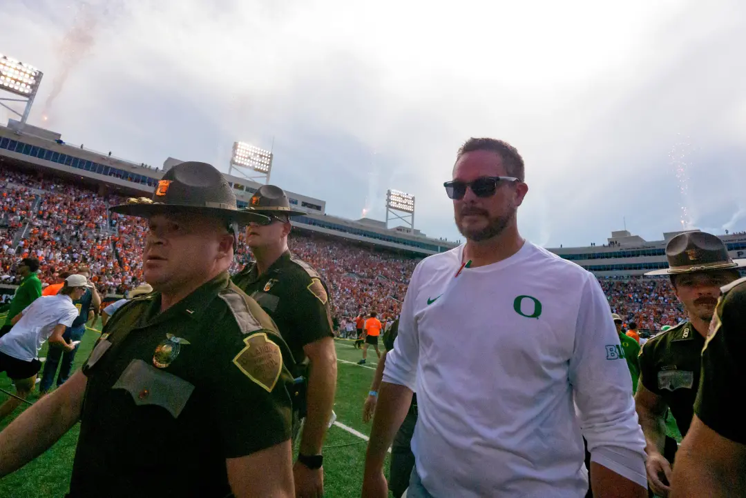 Oregon Ducks perdeu para Oklahoma State Cowboys de 39 a 31 fora de casa, levantando dúvidas sobre o trabalho do técnico…