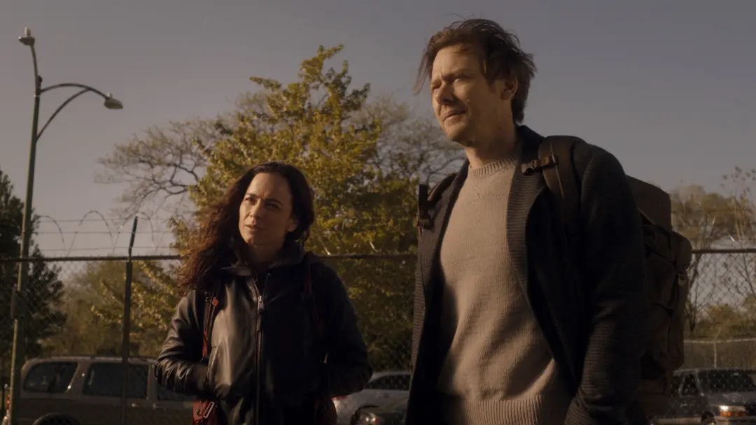 Season 2 de Dark Matter, episódios 1 a 3, mostra uma grande mudança no mundo de Ryan e Amanda. Essa transformação parec…