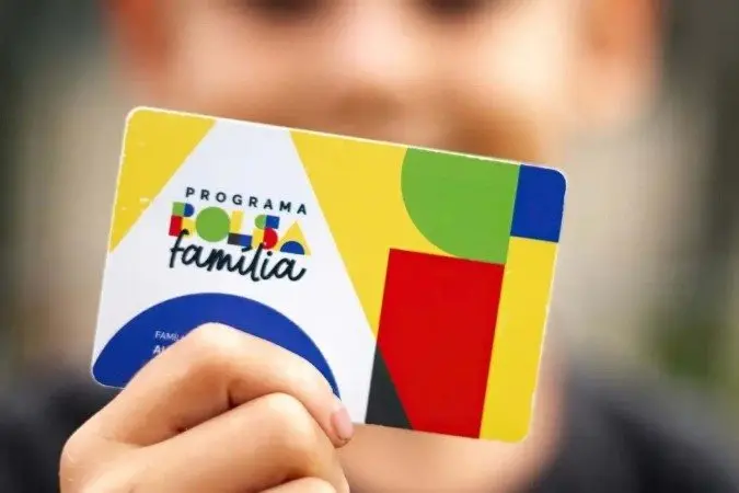 Reajuste de 15,04% no Bolsa Família, subindo o mínimo de R$600 para R$691 em outubro. O aumento é um dos maiores já reg…
