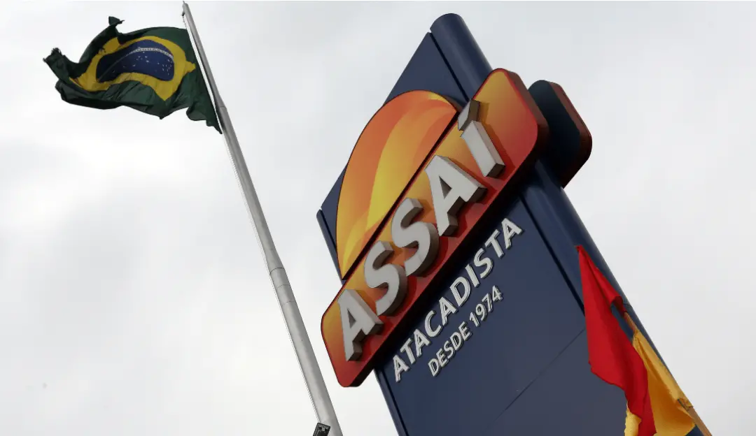 Assaí adquire 18 postos de combustíveis por até R$ 80 milhões, visando uma rede maior no longo prazo. Entendo a estraté…