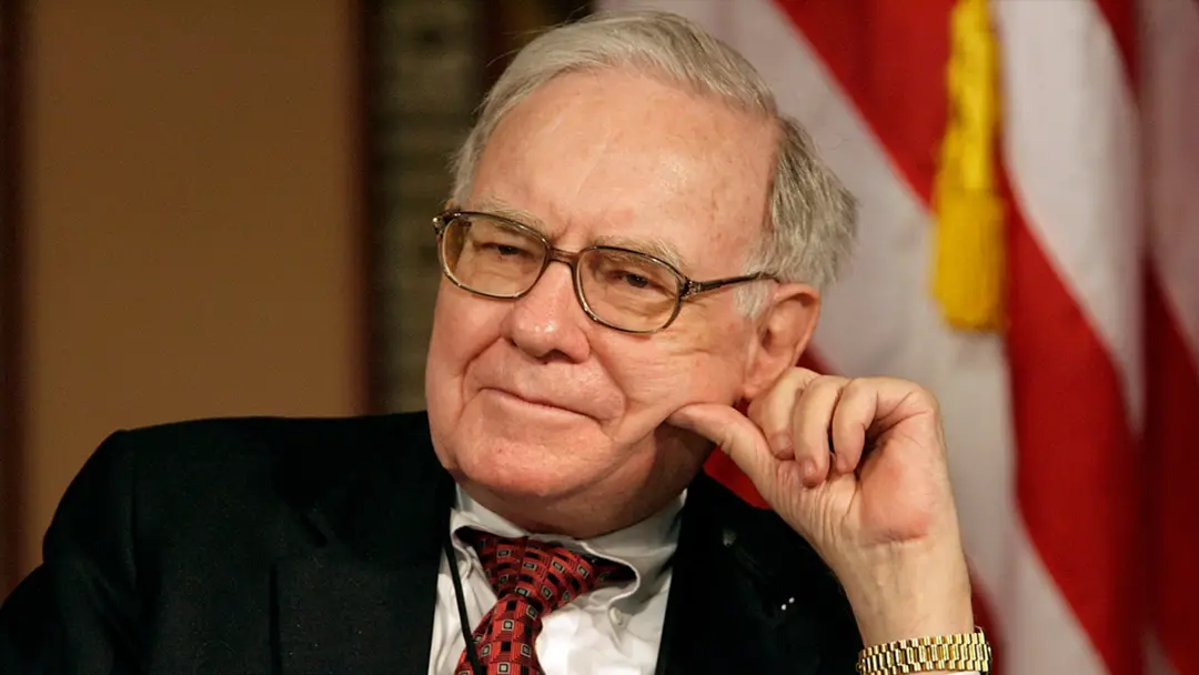 Warren Buffett deixa de ser presidente da Berkshire Hathaway depois de 56 anos. Essa mudança gigante na empresa levanta…