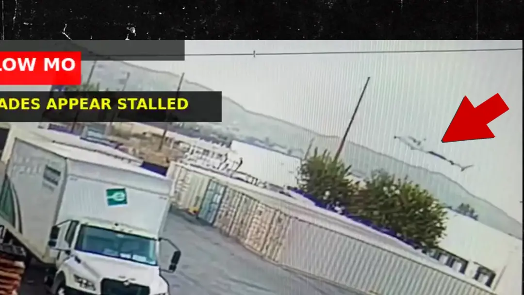 Em Los Angeles, filmagens mostram os últimos segundos do acidente de helicóptero de notícias que ceifou três vidas, com…