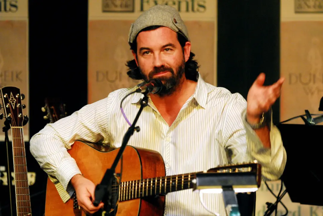 Duncan Sheik, compositor de Spring Awakening e cantor de Barely Breathing, faleceu aos 56 anos. É uma perda grande no m…