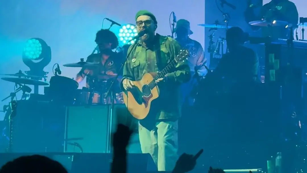 Gorillaz abriu a The Mountain Tour em Orlando, com um show de 24 canções misturando álbuns antigos e o mais novo. A mis…
