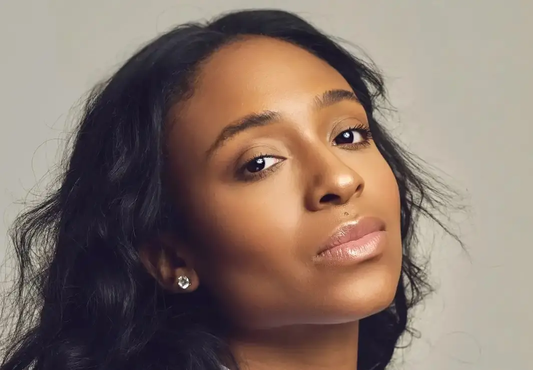 Taylor Polidore Williams, atriz de Beauty in Black, assinou com a ColorCreative para representação em todas as áreas. A…