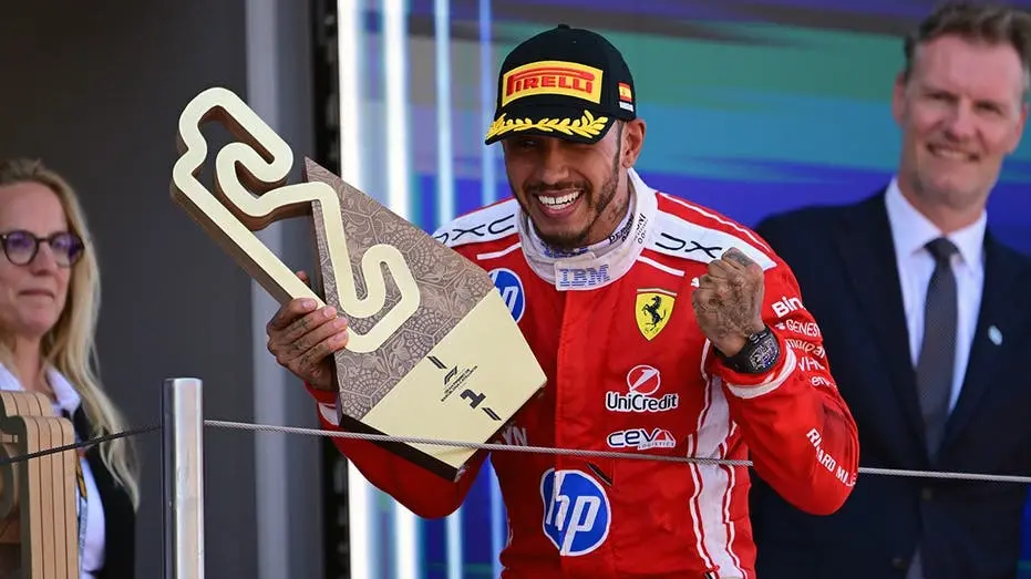 Lewis Hamilton manifestou apoio ao Macklemore, dizendo que estaria em solidariedade com o rapper após ele ter feito uma…