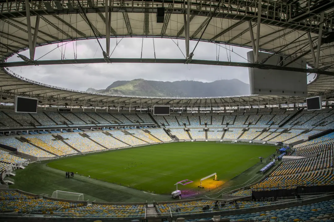 Palmeiras ironiza críticas do Flamengo ao gramado do Maracanã, dizendo que o tempo é o senhor da razão. É engraçado ver…