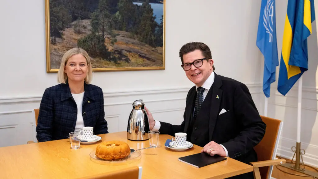 Magdalena Andersson foi encarregada de formar governo na Suécia, após o bloco de esquerda conseguir maioria apertada no…