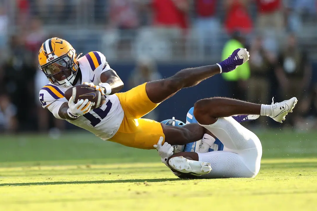 85 por cento dos votantes preveem vitória dos Tigers em Oxford. A disputa entre LSU e Ole Miss tem muita carga emociona…