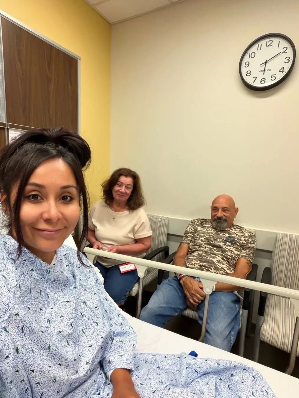 Nicole Polizzi declara estar livre de câncer 7 meses após o diagnóstico. É um alívio ver a força que o corpo humano tem…