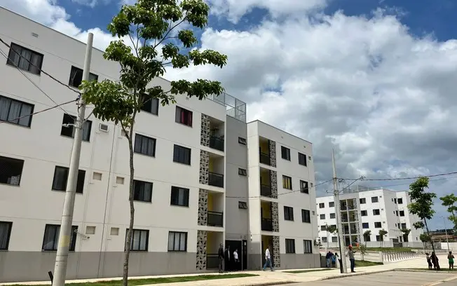 56,6% dos lares com pessoas com deficiência acessam os três serviços de saneamento básico, contra 60,2% dos lares sem d…