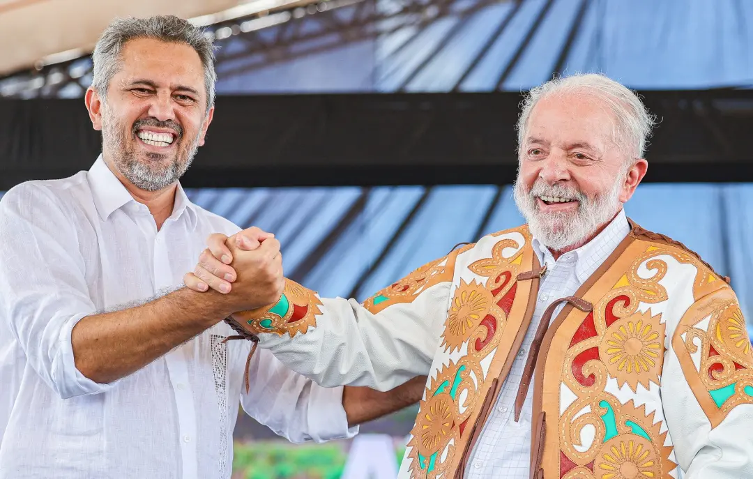 Lula lidera com 59% na intenção de voto contra Elmano, que marca 47% no Ceará. A vantagem presidencial não se reflete t…