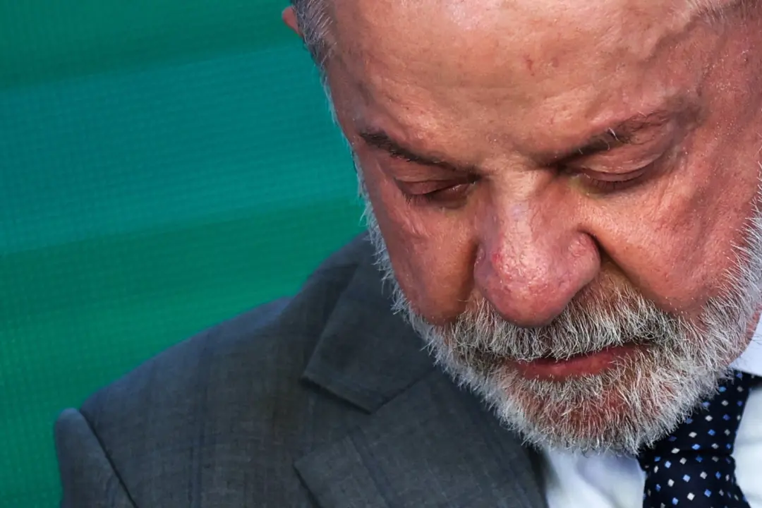 Lula disse que a familia Bolsonaro é metida com milicianos, falando sobre a seriedade que os governantes deveriam mostr…