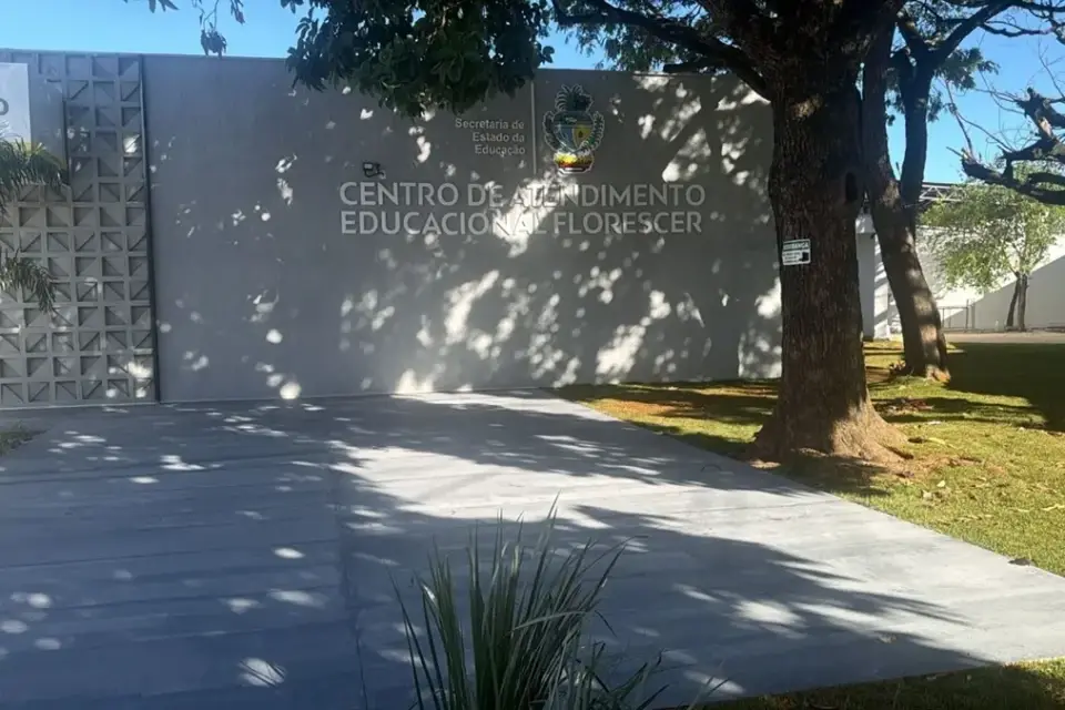 No Goiás, materiais em braile e apoio tecnológico estão chegando para alunos com deficiência visual. Saber que há um nú…