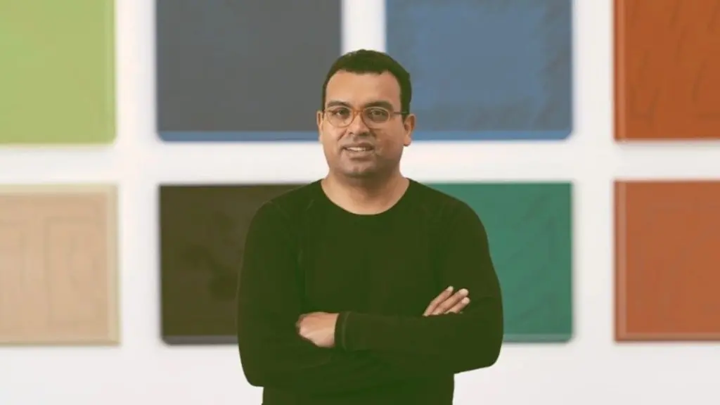 Rodrigo Cass, artista contemporâneo, morreu aos 43 anos após se afogar em Copacabana. A perda de um artista com trajetó…