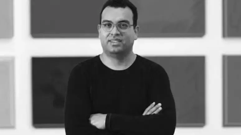 Rodrigo Cass, artista plástico, morreu aos 43 anos após um afogamento na Praia de Ipanema. Uma trajetória de mais de vi…
