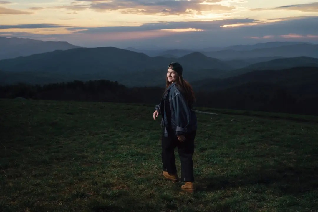 Katie Pruitt, compositora de Nashville, prioriza a interação pessoal no novo album Fools for the Fleeting. Ela quer uma…