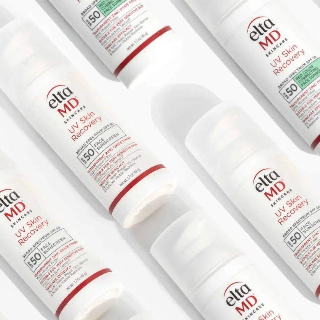 SPF 50 aplicado, mas o queimor do sol aparece de um jeito estranho. A dermatologista diz que o problema pode não ser o …
