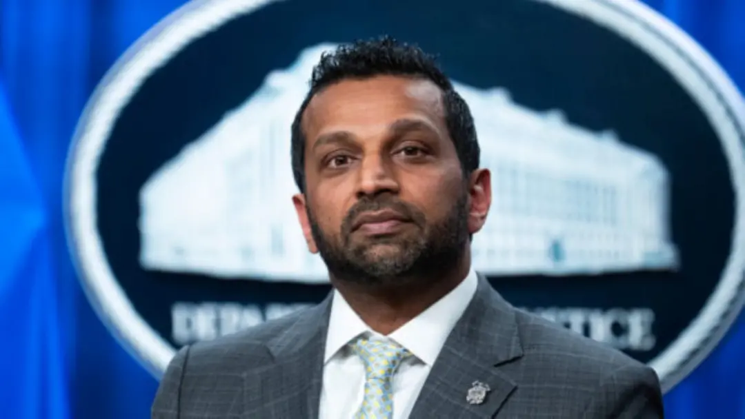 Kash Patel pausou contato com polícia canadense porque o CBC usa a palavra terrorismo de forma livre. A gente acompanha…