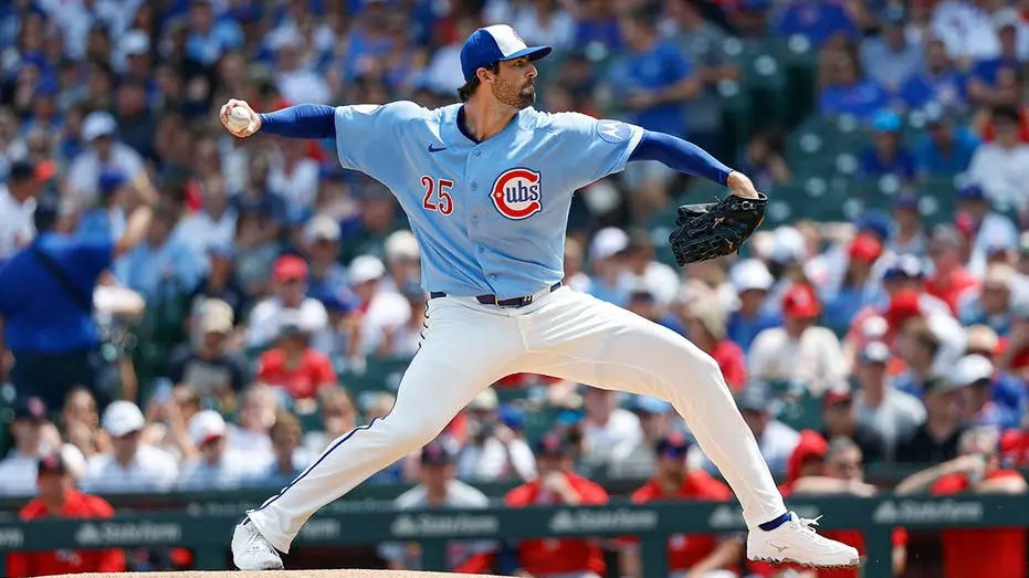 Chicago Cubs têm recorde de 85-68 e lideram o primeiro vaga wild card. A defesa está fraca, e tentar consertar com refo…