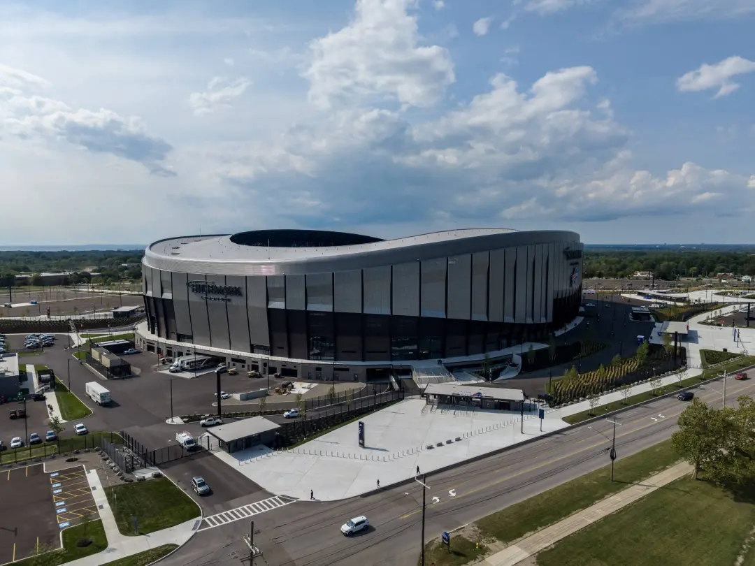 Bills em Orchard Park, Nova York, apresentaram preços altos nas concessões no novo estádio de 2,1 bilhão de dólares. Um…