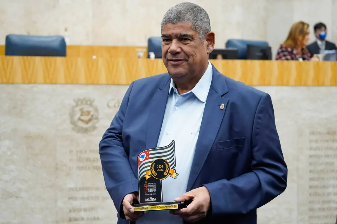 Milton Leite se entregou à polícia na tarde de sexta. Ele era alvo de mandado na Operação Vectura Corrupta, que investi…