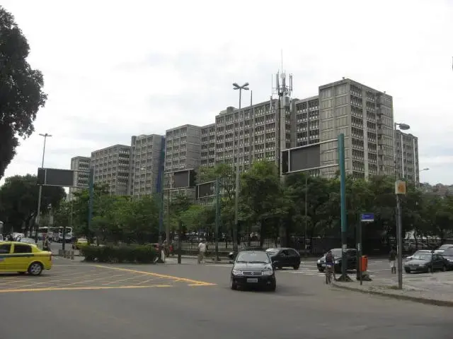TJRJ reconhece racismo institucional e condena Uerj a indenizar três candidatas negras em prova de residência. A exigên…