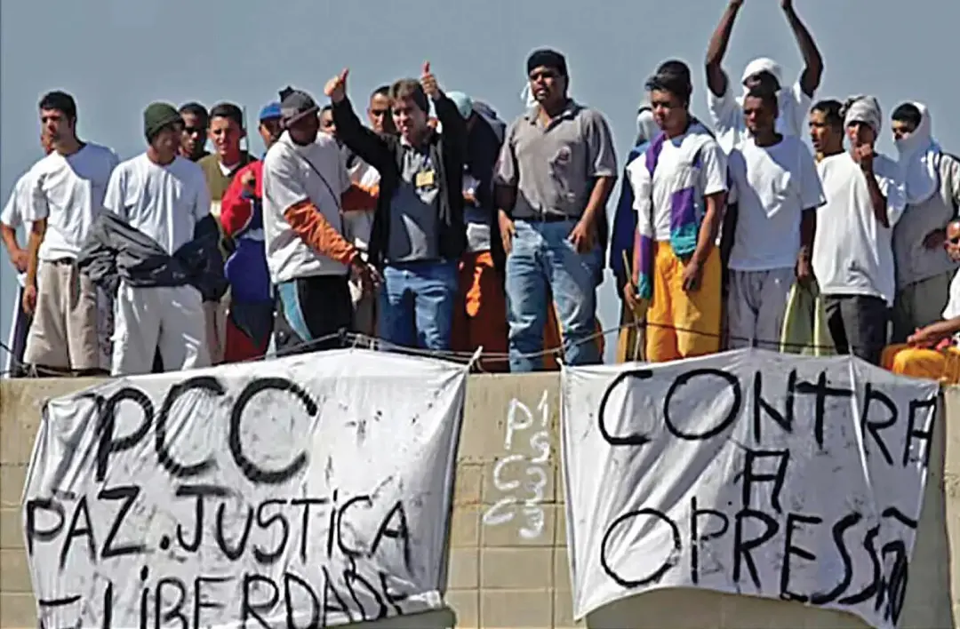 Três telegramas da Embaixada brasileira em Washington sobre CV e PCC foram colocados em sigilo por até quinze anos. Iss…