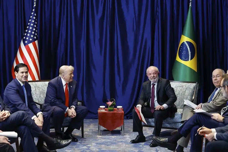 Lula rebate Trump dizendo que Bolsonaro fez terrorismo de Estado ao tentar o golpe de 8 de janeiro. Eu entendo a dor de…