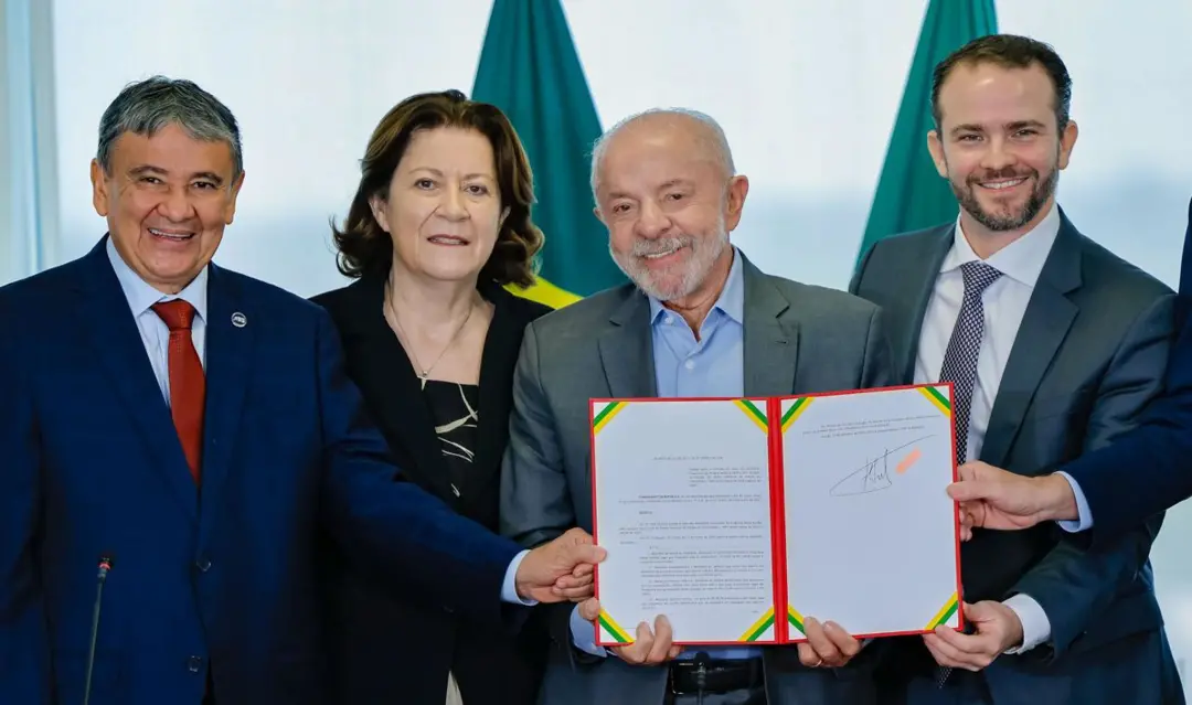 Aumento do Bolsa Familia em 15,04% e o governo pedindo ao STF a legalidade disso. A gente entende a necessidade de repo…