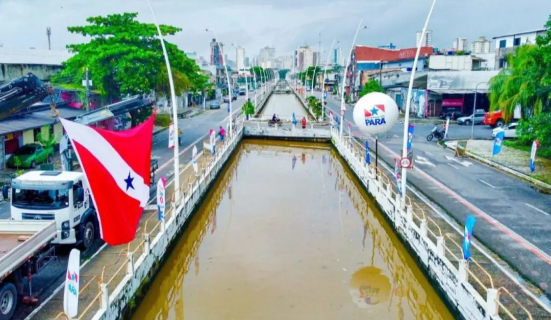 Trecho da Almirante Tamandaré em Belém fica interditado até domingo para a montagem da Domingueira. Esse bloqueio atrap…