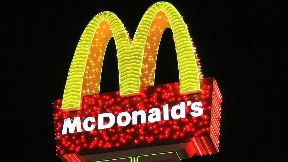 McDonalds reformula preços nos Estados Unidos com plano de transição de curto prazo. A percepção de custo-benefício cai…