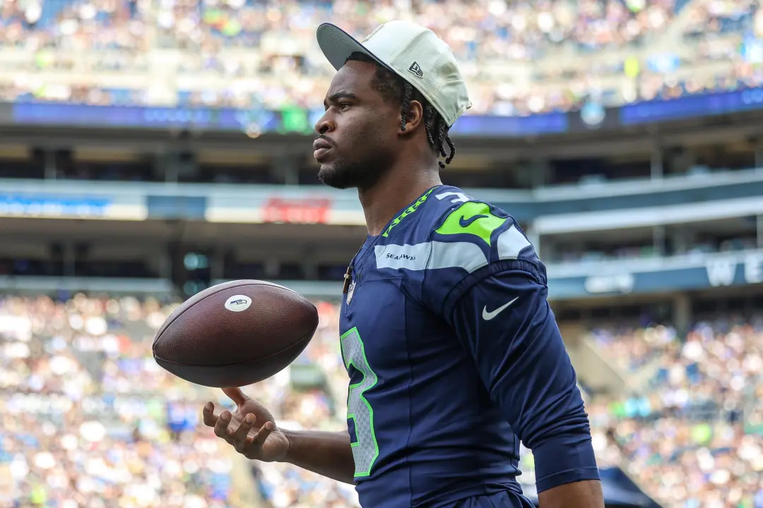 Ty Okada fora de novo, e o QB Sam Darnold também tá de fora. Os Seahawks vão contar mais uma vez com a defesa forte con…