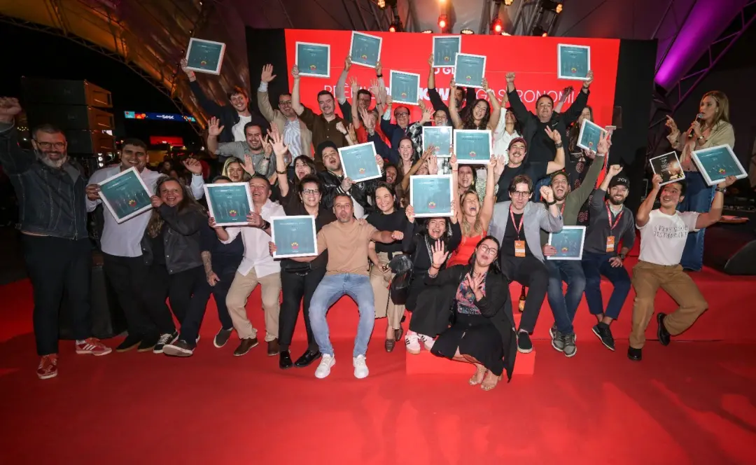 Jessica Trindade, chef do ano, e Lasai, melhor menu degustação, foram destaque no Prêmio Rio Show de Gastronomia 2026, …