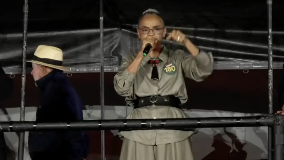 Guarulhos, SP. Marina Silva citou o número 300 de Salles durante ato de campanha, embora seu número seja 180. É um desl…