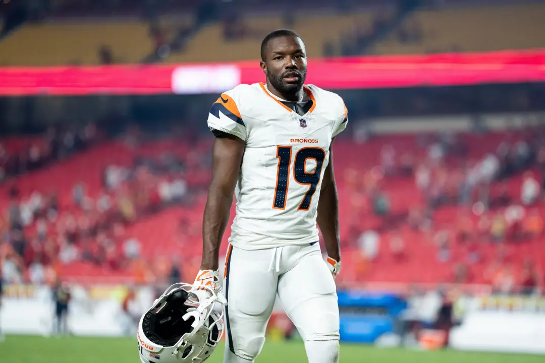 Denver Broncos perderão Marvin Mims Jr. e podem ter RJ Harvey comprometido no jogo contra os Jaguars. Perder esses joga…