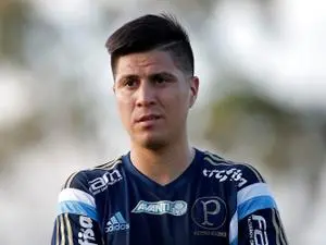 Cristaldo, ex-Palmeiras, relatou ter pensado em suicídio e que sua terapeuta o ajudou a sair dessa. É muito importante …