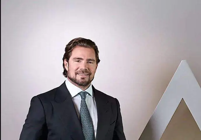 Defesa do Daniel Vorcaro diz que vai recorrer ao plenário do STF se o presidente mantiver a prisão preventiva dele. A d…