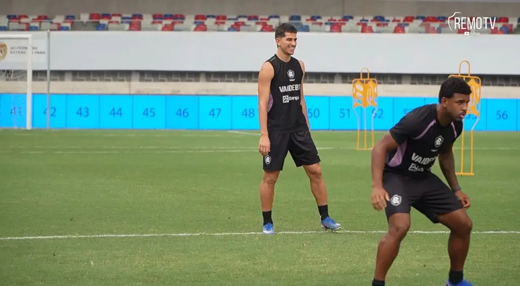 Carpini testou mudanças com Remo contra Santos no Mangueirão, usando formações como 4-3-1-2. Mudança de técnico sempre …