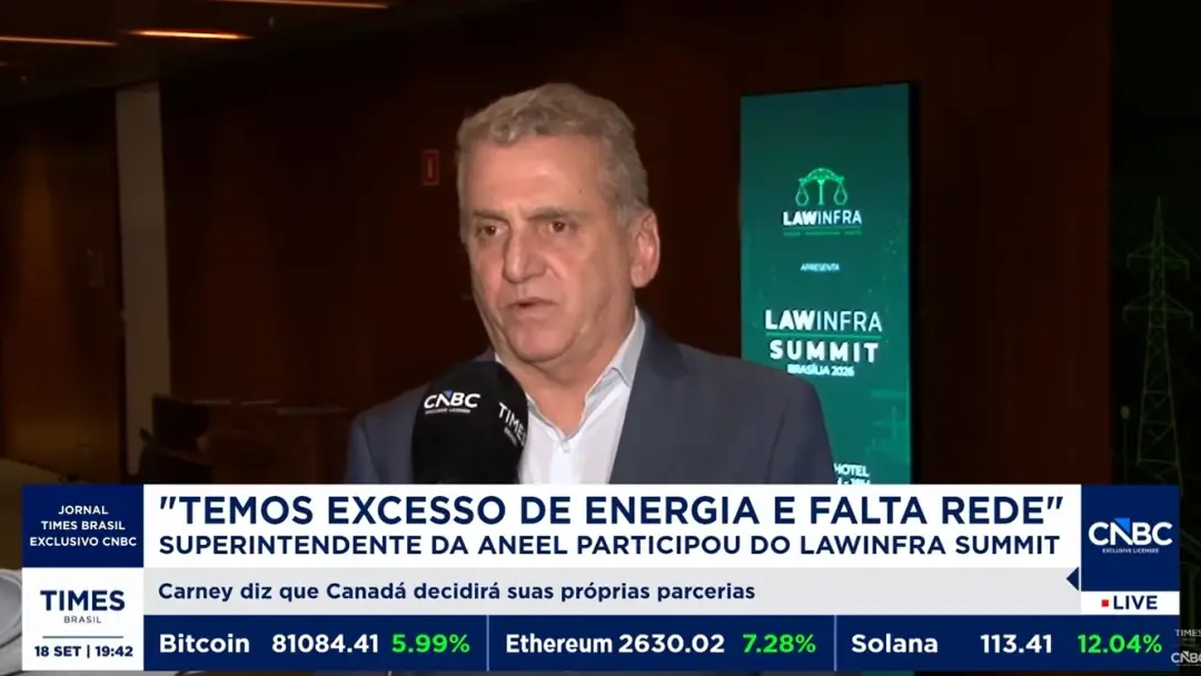Carlos Mattar, superintendente da Aneel, falou no Lawinfra Summit 2026 que o Brasil tem excesso de energia, mas falta r…
