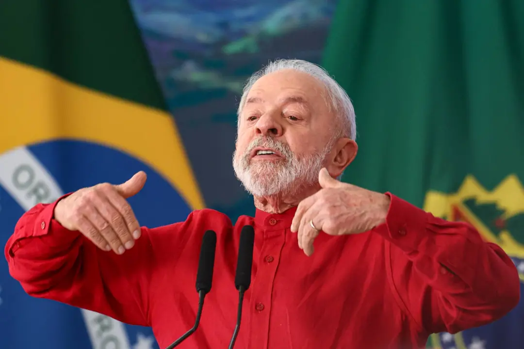 Lula disse em comício em Guarulhos que vai acabar com as bets se for da vontade dele. Ele mencionou ter falado com uma …