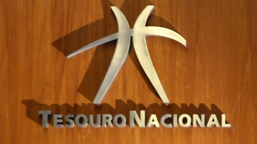 Tesouro divulgou o cronograma de emissões da DPMFi para o 4º trimestre de 2026, com troca da NTN-B 15/08/2040 pela 15/0…