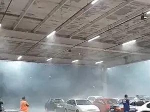 Temporal forte com granizo atingiu Ipatinga, em Minas Gerais. Essa queda de granizo mostra como o tempo muda muito rápi…
