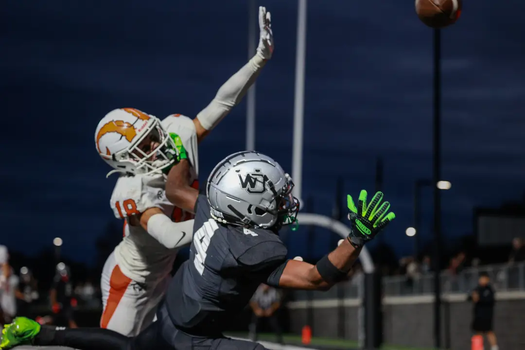 Os Panthers de West Ottawa perderam para Rockford por 29 a 14, após terem vencido dois jogos seguidos. Essa décima derr…